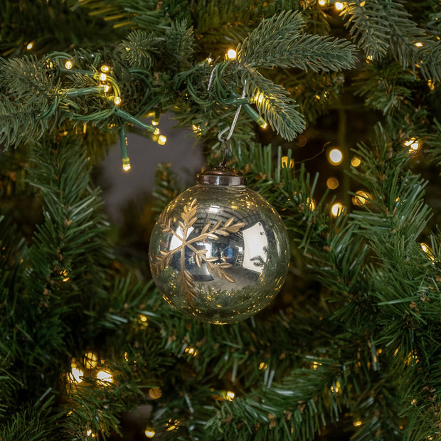ornament :: kugel silver with gold snowflake 3"