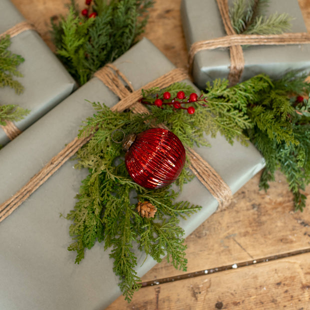 ornament :: kugel ribbed red 3"