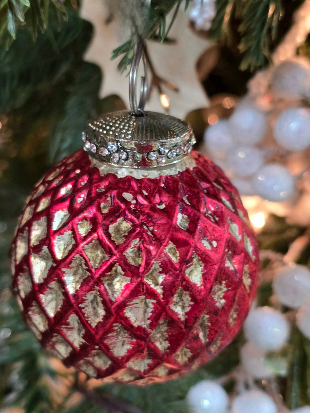 ornament :: candy delight 2.5"