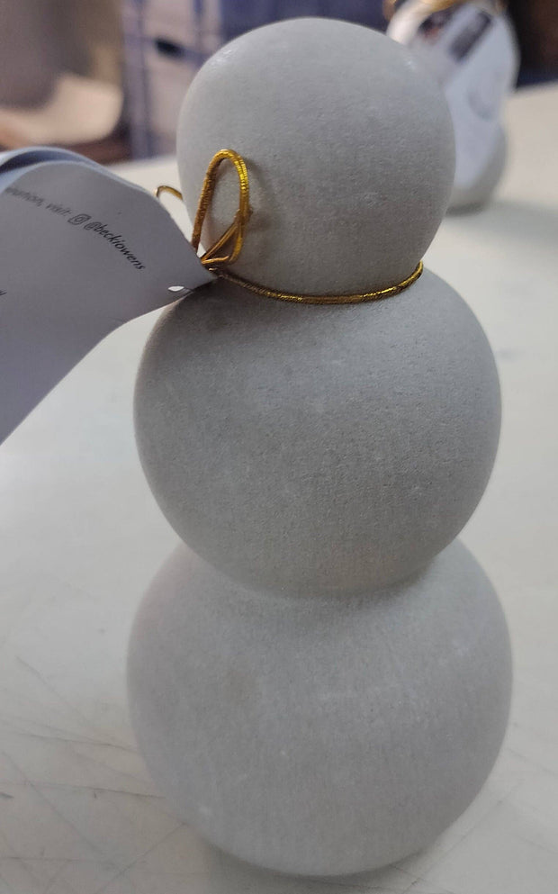 snowman :: white sandstone