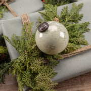 ornament :: kugel cream 4"