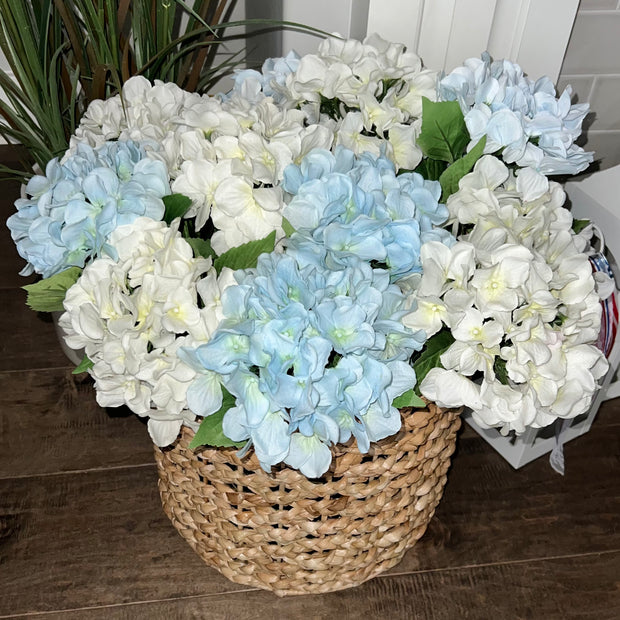 floral stem :: hydrangea blue