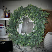 wreath :: tea leaf
