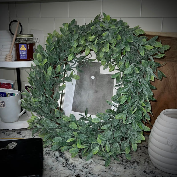 wreath :: tea leaf