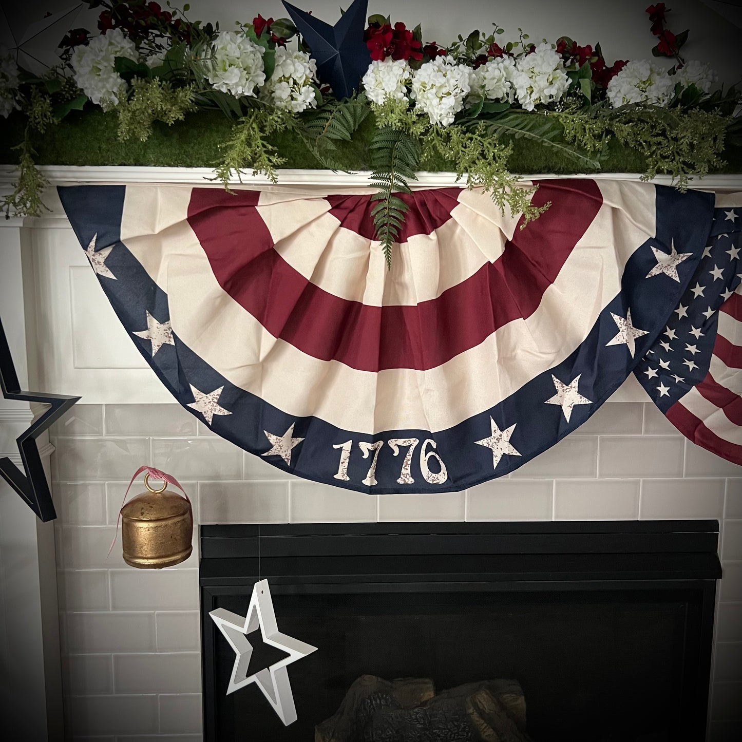 bunting flag :: 1776