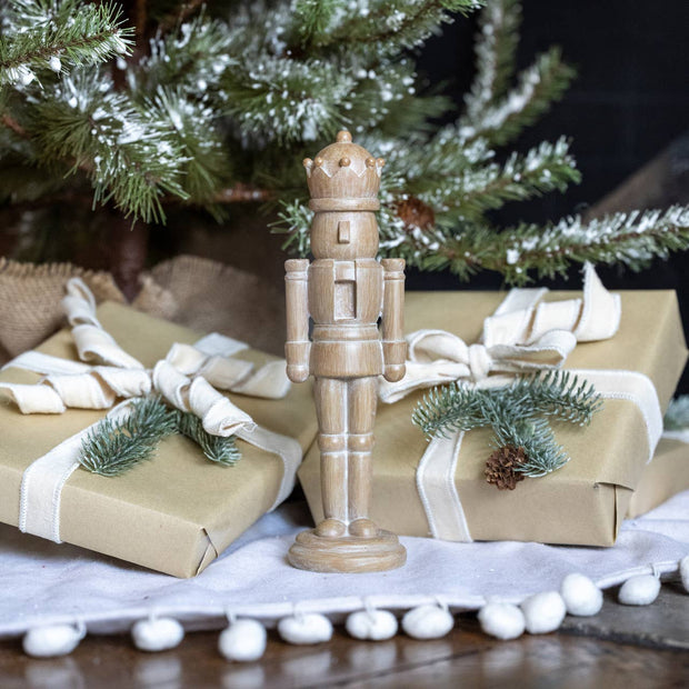 nutcracker :: 10.5"