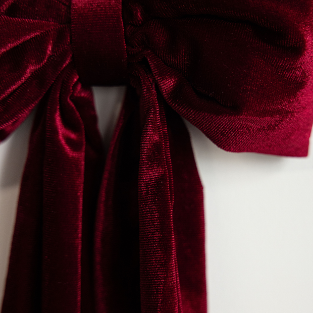 garland :: velvet red bows