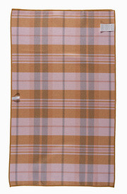 Kitchen towel with seasonal leaf print