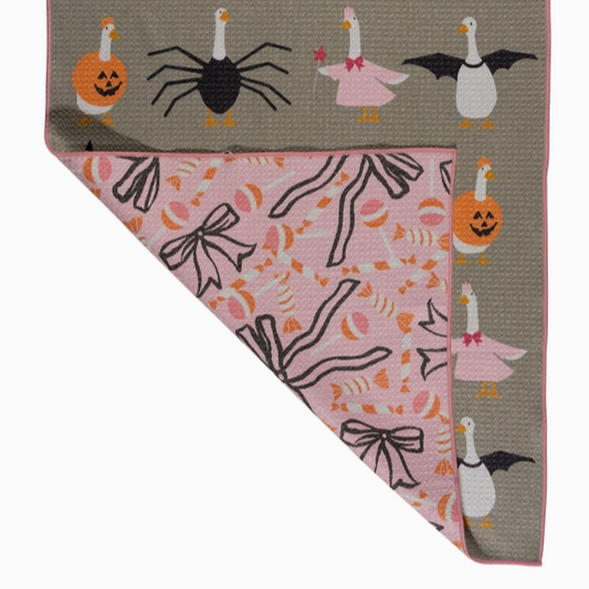 fall-themed dish towel featuring porch scene