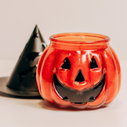 candle :: jack-o'-lantern