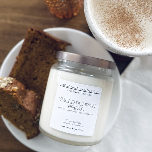Spiced Pumpkin Bread scented candle with warm autumn aroma