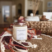 Cozy cinnamon roll bakery scented candle for home ambiance