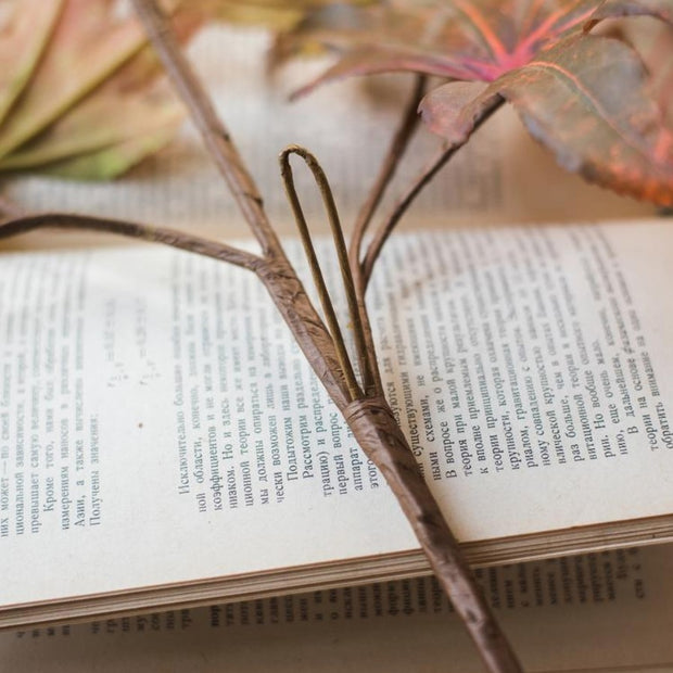 Decorative foliage stem