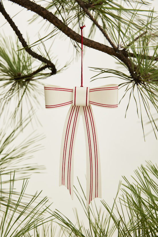 ornament :: bow white & red