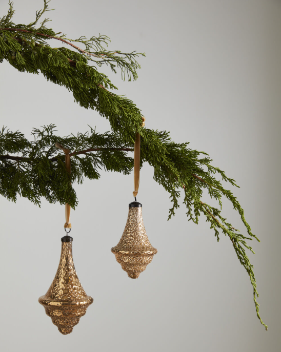 ornament :: finial dimpled gold