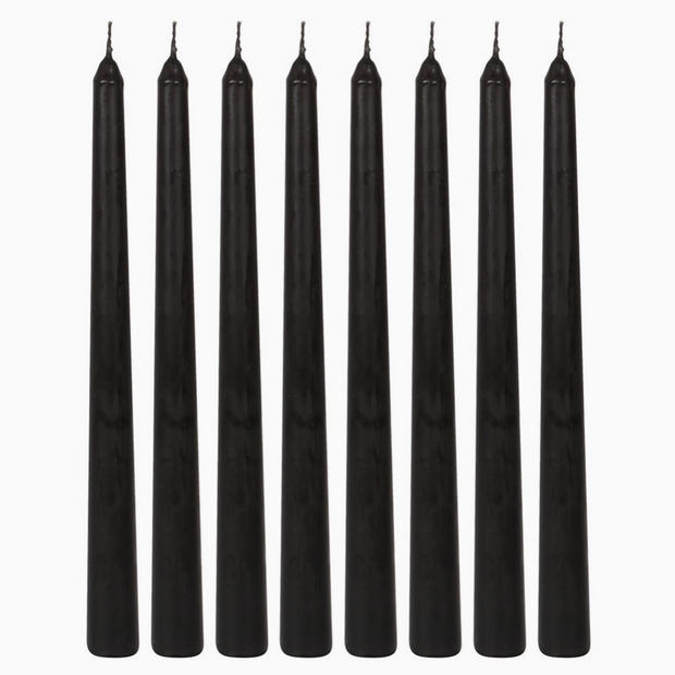 Spooky vampire-themed taper candle set for parties